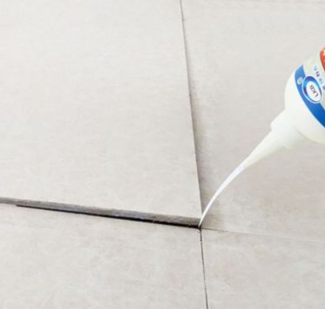 仙游瓷砖空鼓维修公司分享卫生间瓷砖脱落的原因可能有以下几点